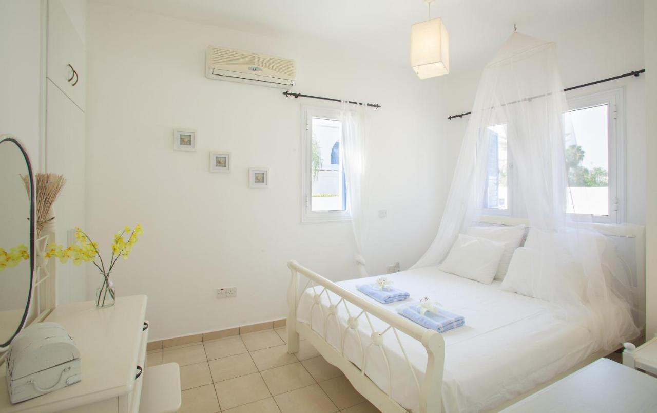 Mimoza Seafront Villa Protaras Ngoại thất bức ảnh